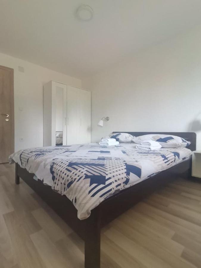 New Apartment Near Plitvice Lakes Smoljanac Kültér fotó