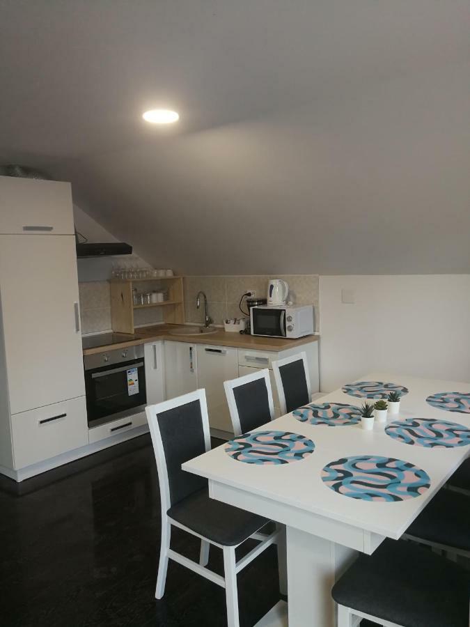 New Apartment Near Plitvice Lakes Smoljanac Kültér fotó