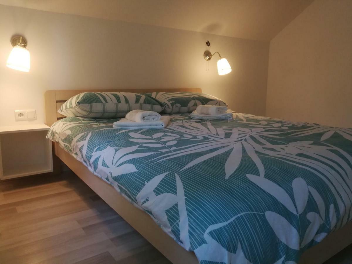New Apartment Near Plitvice Lakes Smoljanac Kültér fotó