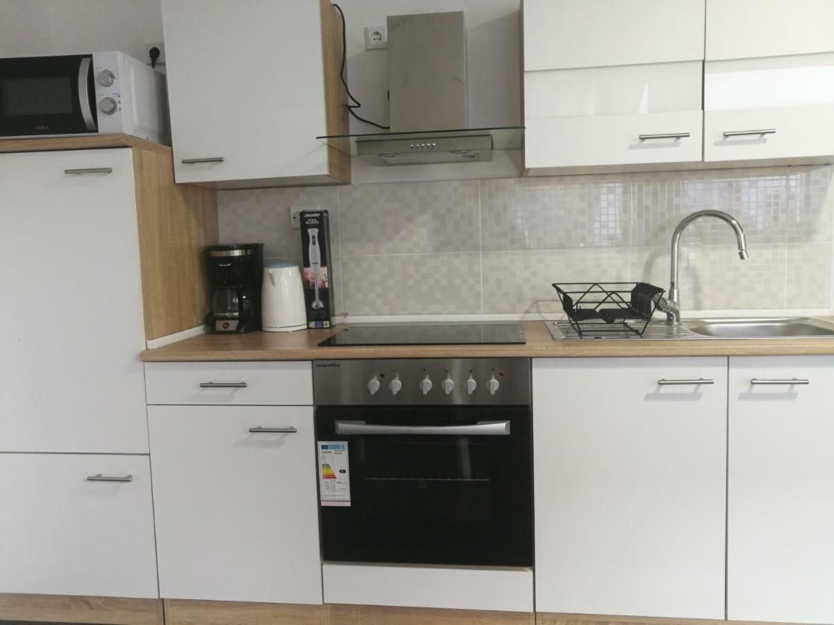 New Apartment Near Plitvice Lakes Smoljanac Kültér fotó