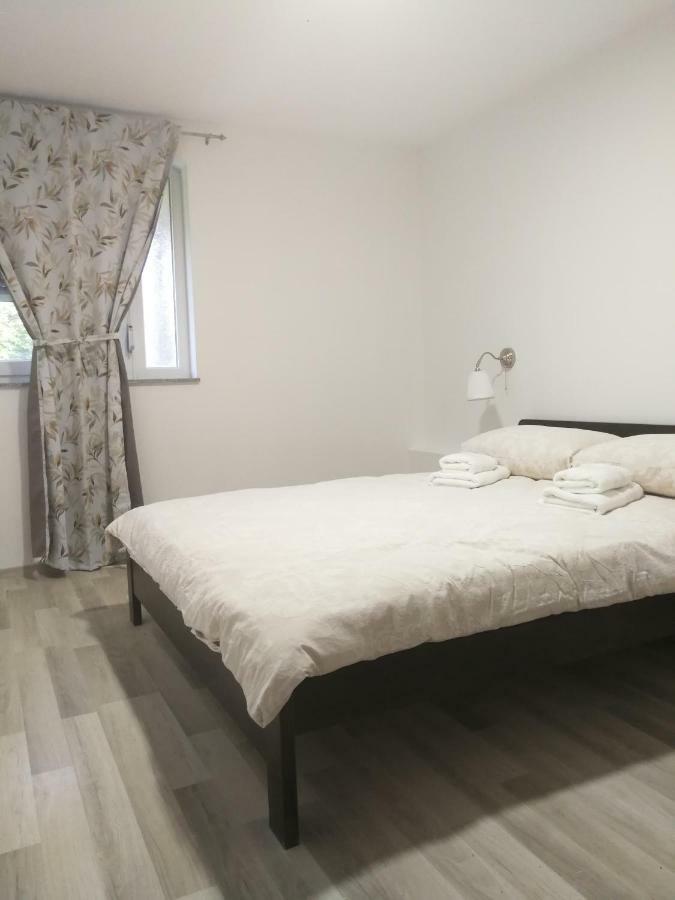 New Apartment Near Plitvice Lakes Smoljanac Kültér fotó