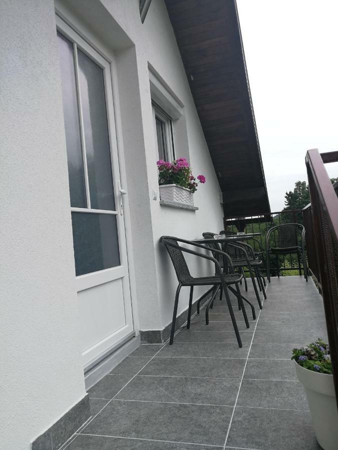 New Apartment Near Plitvice Lakes Smoljanac Kültér fotó