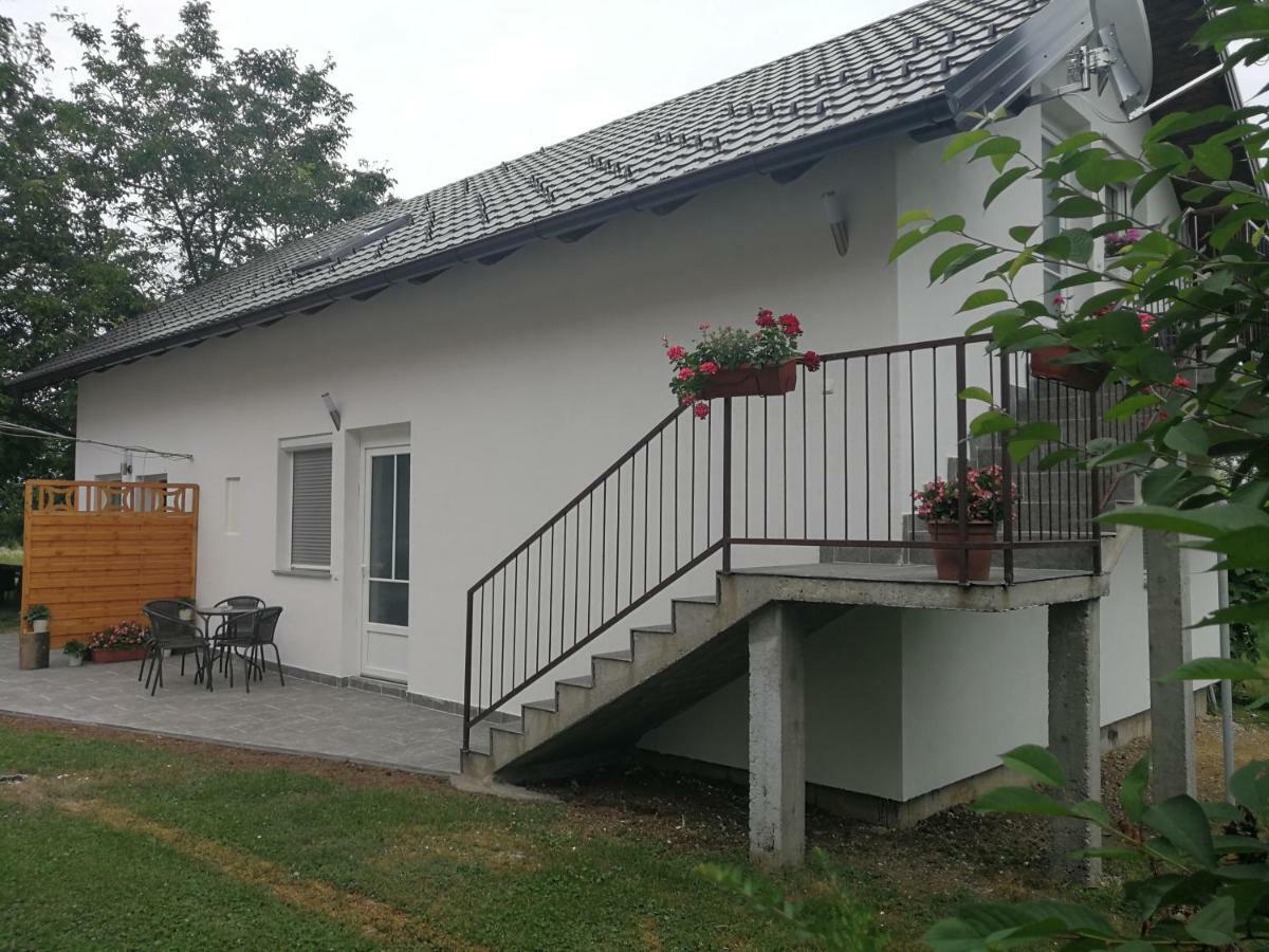 New Apartment Near Plitvice Lakes Smoljanac Kültér fotó