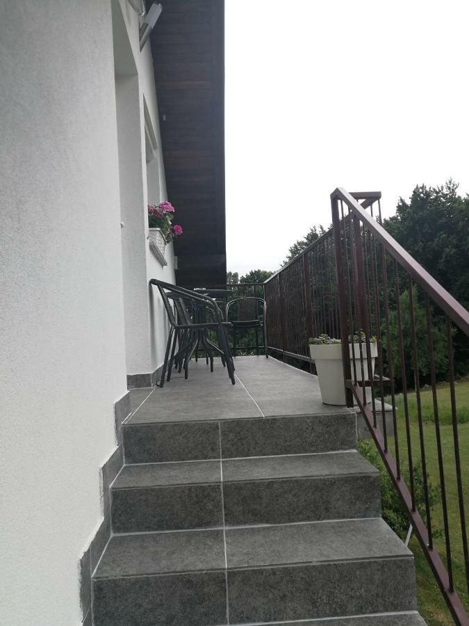 New Apartment Near Plitvice Lakes Smoljanac Kültér fotó